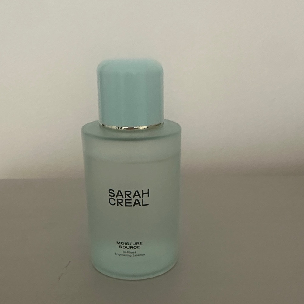 Moisture Source Hydrating Essence - Pale Blue